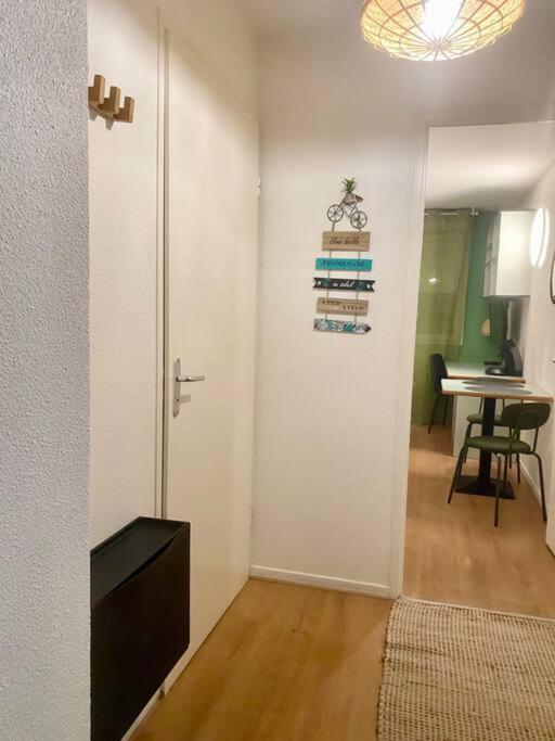 L'Hermes - Wifi - Parking - Netflix Villeurbanne Esterno foto