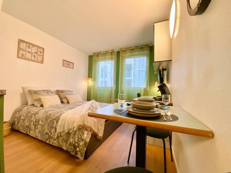 L'Hermes - Wifi - Parking - Netflix Villeurbanne Esterno foto